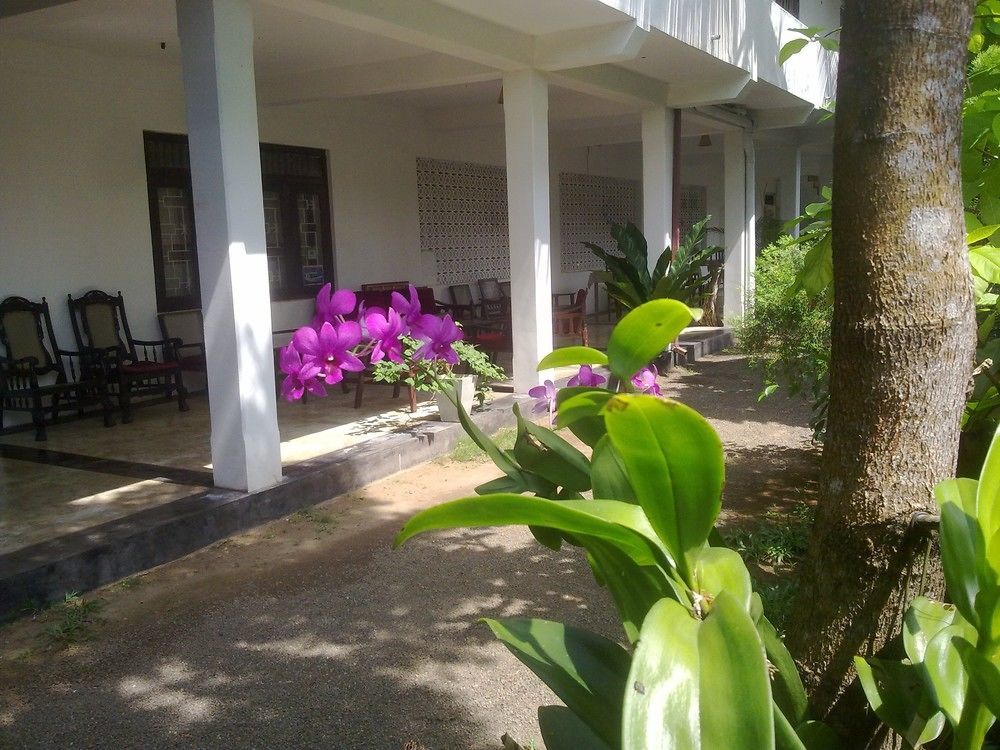 Sea Front Hikkaduwa Hotel Luaran gambar