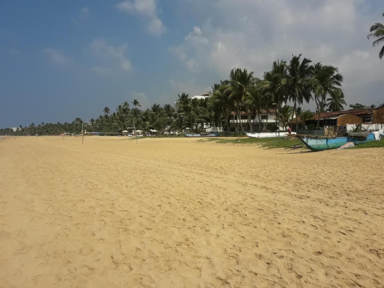 Sea Front Hikkaduwa Hotel Luaran gambar