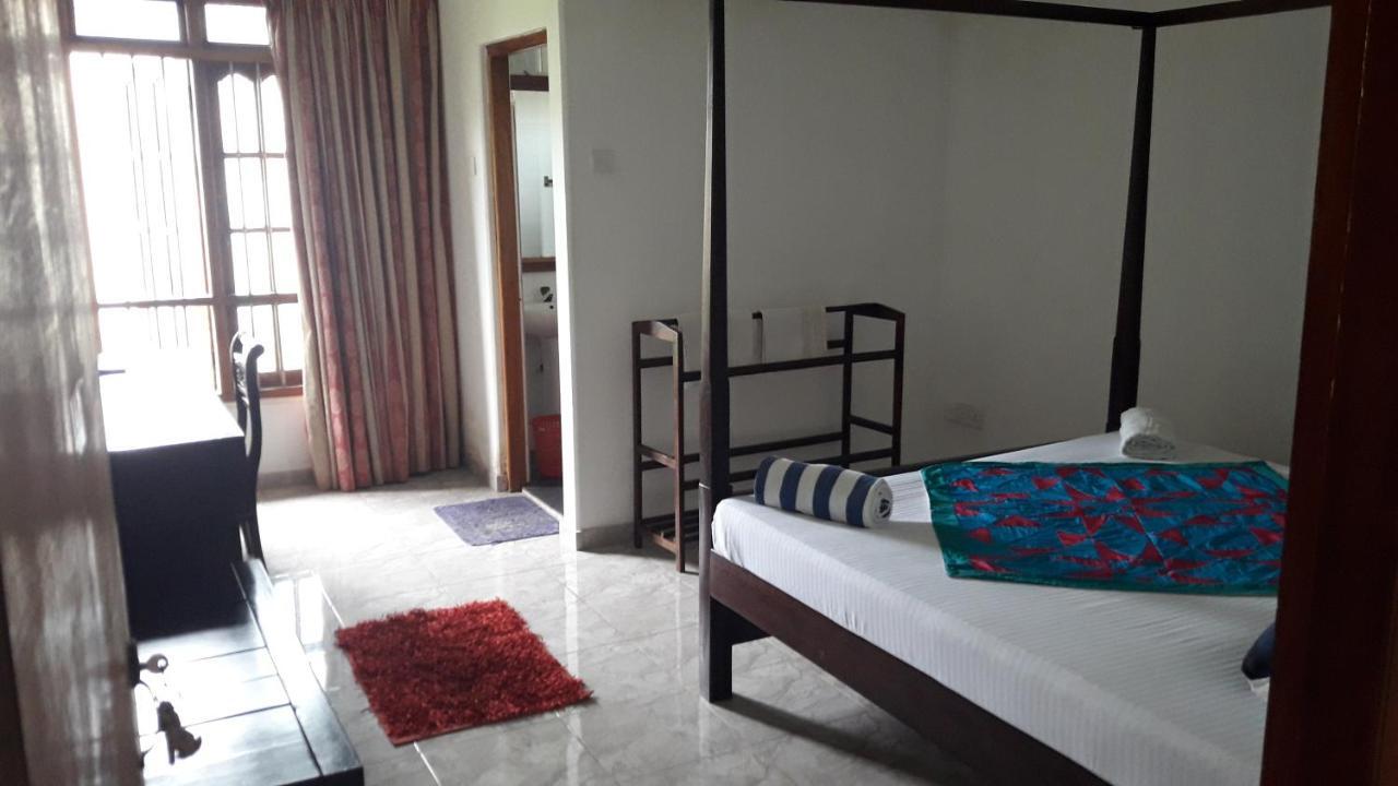 Sea Front Hikkaduwa Hotel Luaran gambar